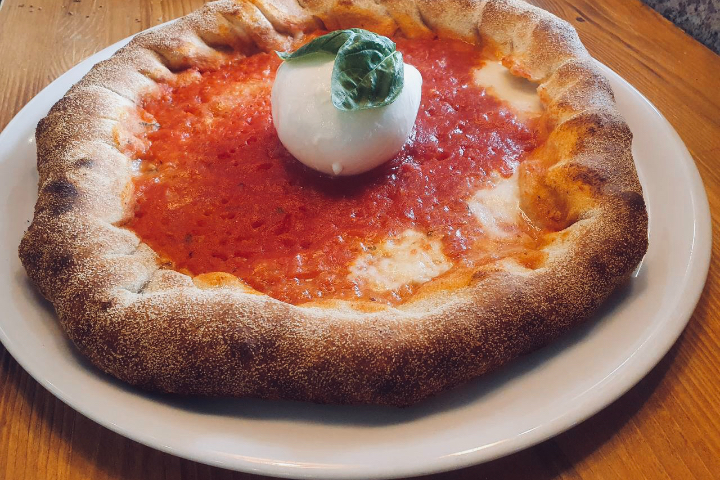 Pizza con Bordo ripieno - Al Ventuno