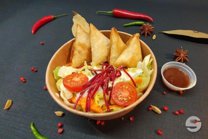 Samosa Box - Paprika In/Out