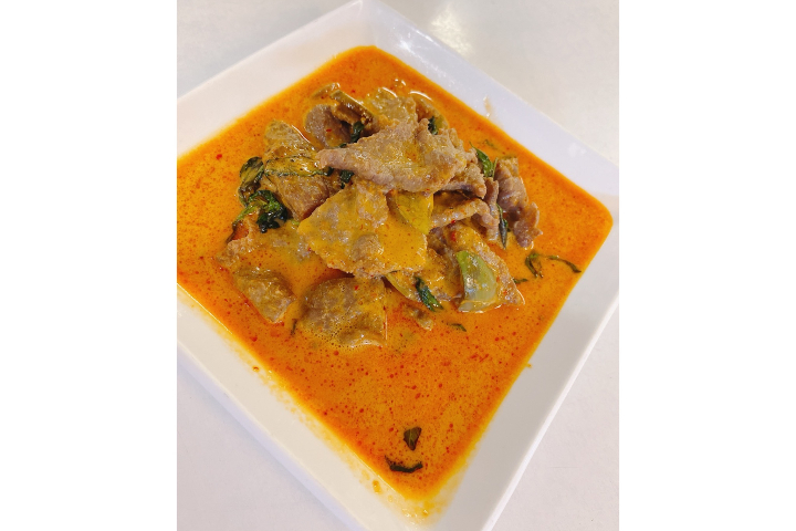 253. Beef with Red Curry - Hong Sheng