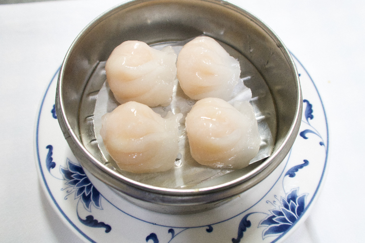 08. Steamed Shrimps Raviolis - Ping Sheng