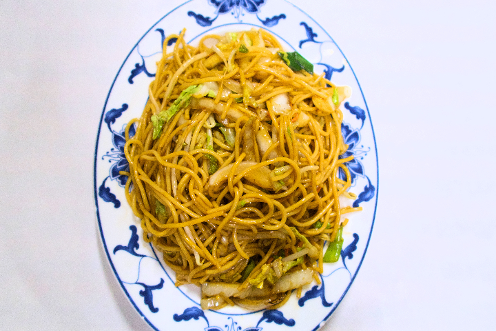 98. Nouilles Sautées aux Légumes - Ping Sheng