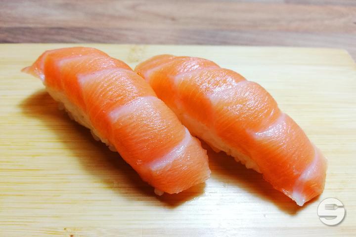Nigiri Saumon - TianTian Food