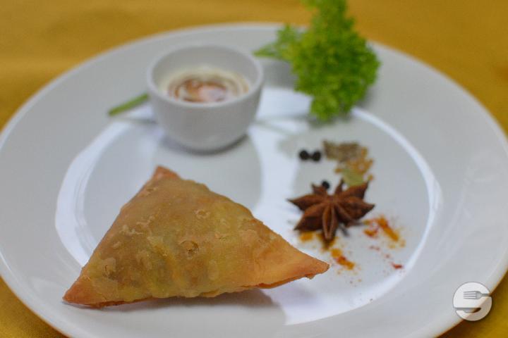 Vegetable Samoussa - Krishna Take-Away