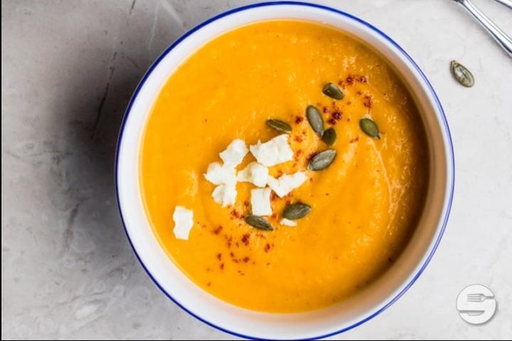 Soupes de lentilles et à la coriandre - Ananda Café