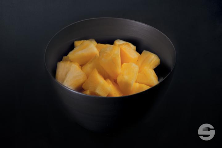 Frische Ananas - Sushi Shop