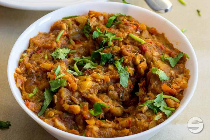 Bhaigan Bharta - Bombay Delice Downtown