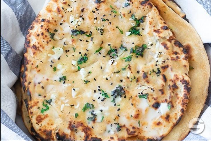 Garlic & Onion Naan - Bombay Delice Downtown
