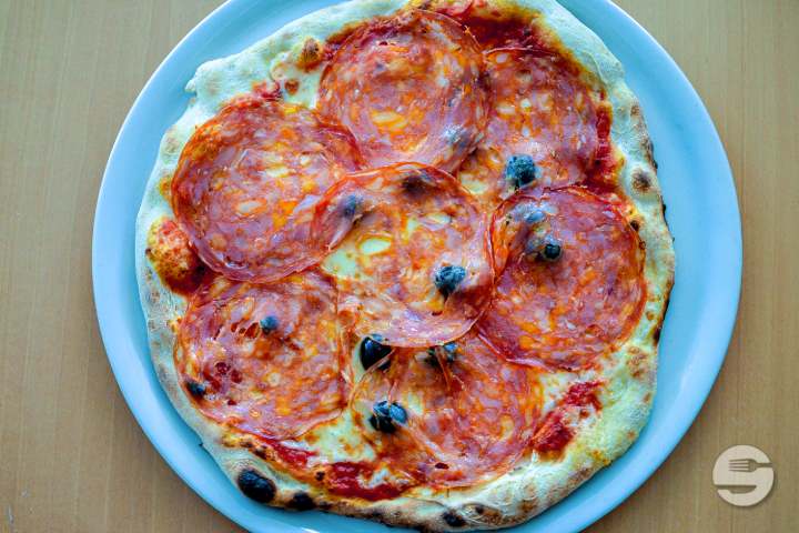 Pizza Calabrese - Trattoria Toscana