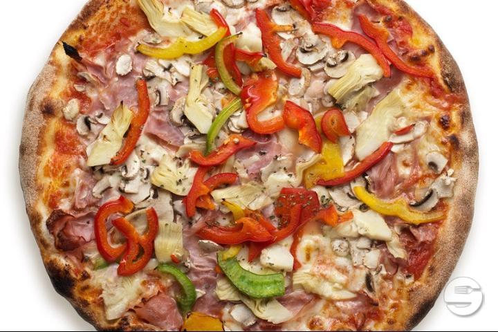 Pizza Quattro stagioni - Trattoria Toscana