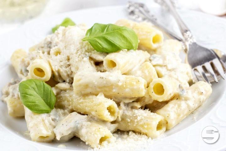 Rigatoni ai 5 fromages - Trattoria Toscana