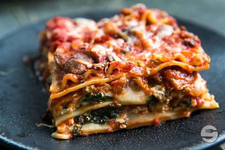 Lasagne Maison - Trattoria Toscana
