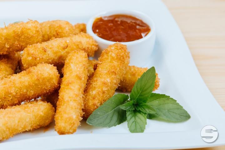 Sticks Mozzarella - Top To Go Burger
