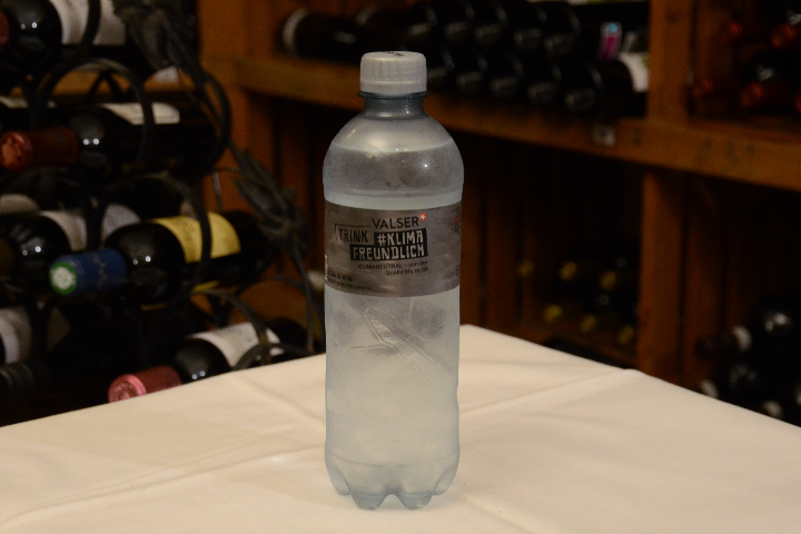 Valser Silcence, Mineralwasser ohne Kohlensäure, 45cl PET - Lapin