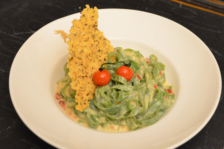 Degustationsportion Spinat Tagliatelle - Lapin