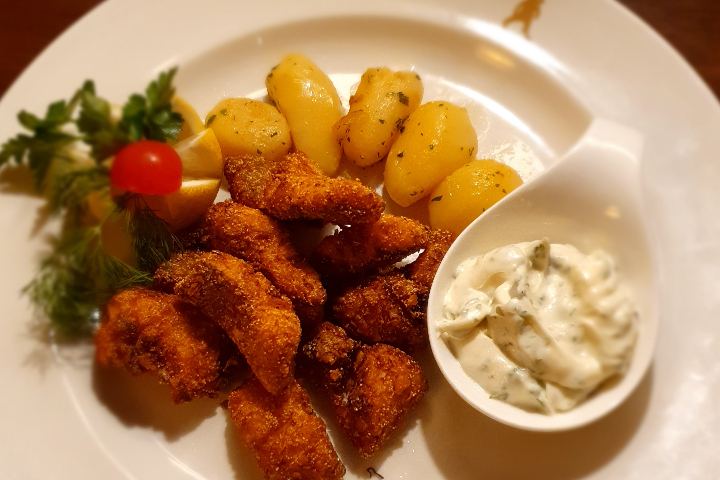 Hausgemachte Zanderknusperli - Lapin