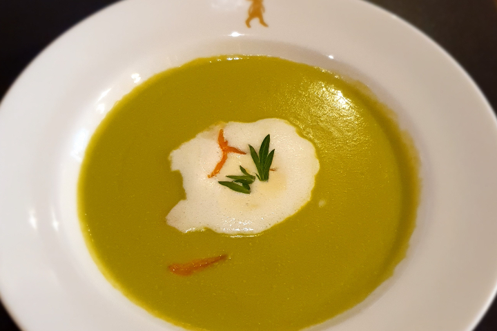 Cremige Erbsensuppe - Lapin