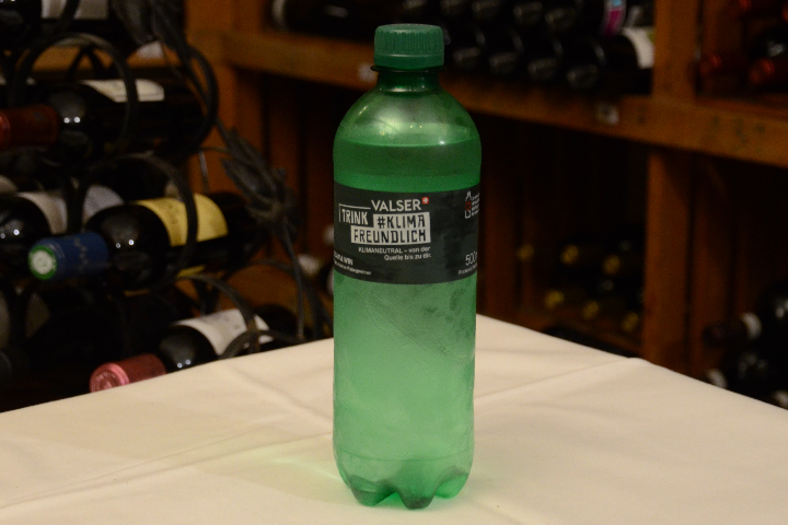 Valser mit Kohlensäure 45 cl PET - Lapin Cellar
