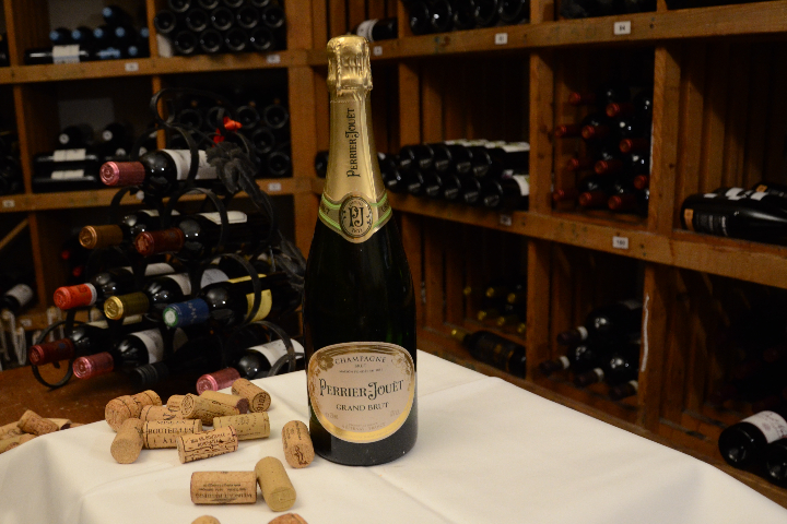 Champagne Perrier Jouet, Grand Brut (F) 75cl - Lapin Cellar