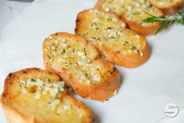 Garlic Bread - Bleu Café