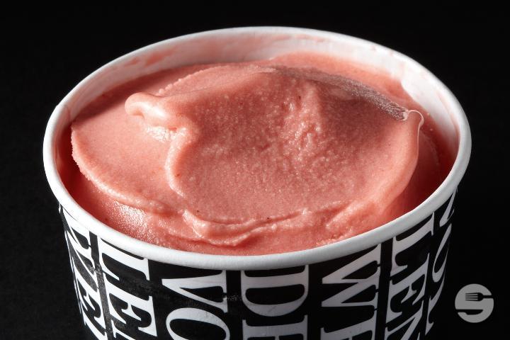 Strawberry Sorbet - Vollenweider Chocolatier Confiseur