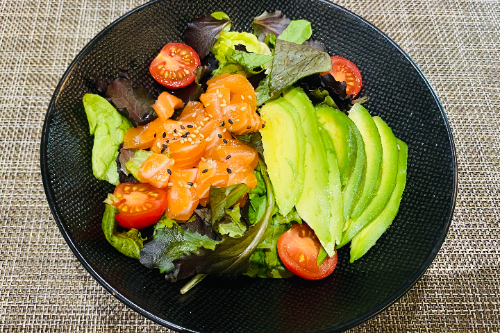 Salmon Salad - Maru Sushi