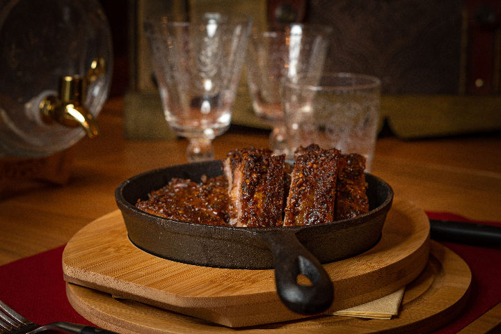 Spareribs - Hot & BBQ - Sir Andrew's Restaurant