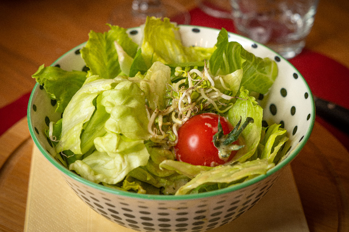 Täglicher Beilagensalat - Sir Andrew's Restaurant