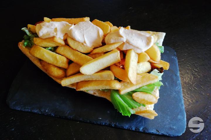 Mitraillette poulet - Bruxelles Café
