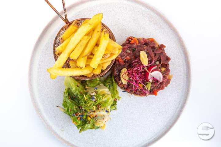 Tartare de Boeuf - Cafe Bel Ami