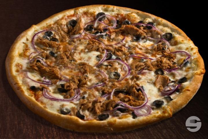 Pizza Tonno - Implex Pizza Grill Bar