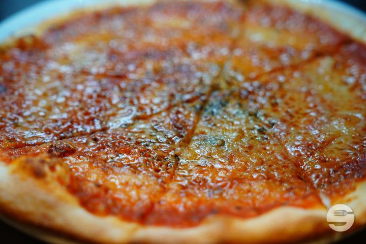 Pizza Margherita - La Pergola