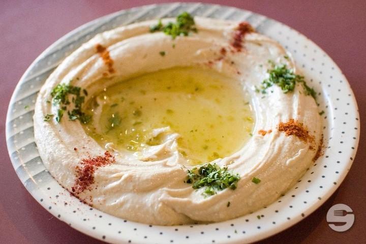 Hummus Teller - Pomodoro e Mozzarella