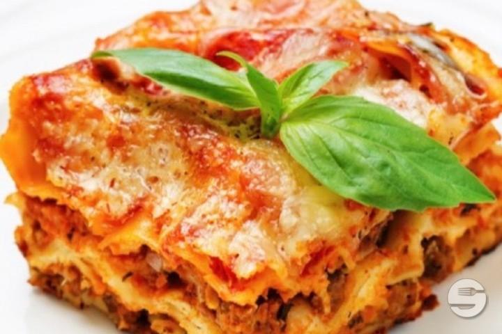 Lasagne Bolognese - Pomodoro e Mozzarella