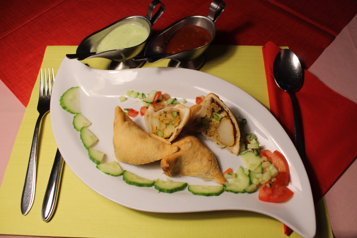 Gemüse Samosa - India Palace