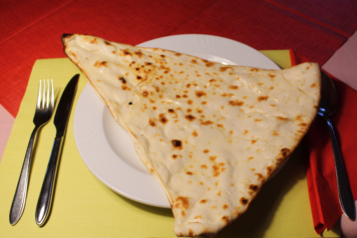 Butter Naan - Indian Restaurant Royal Palace