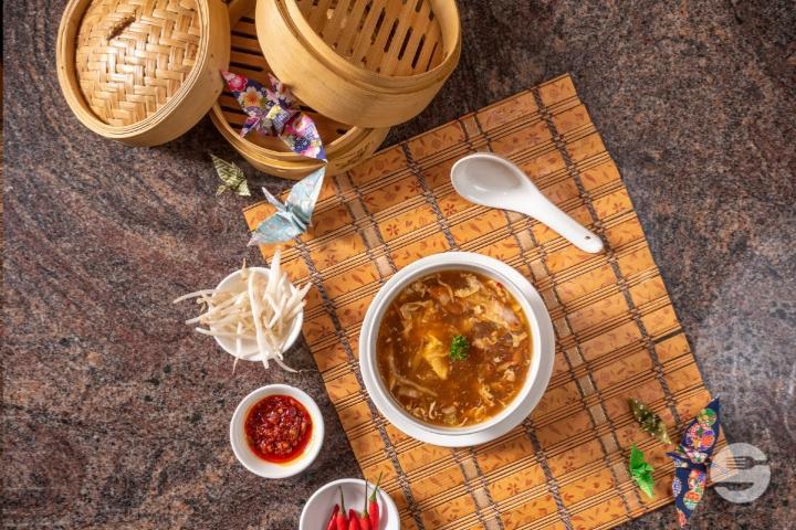 Peking soup - Lotus Restaurant