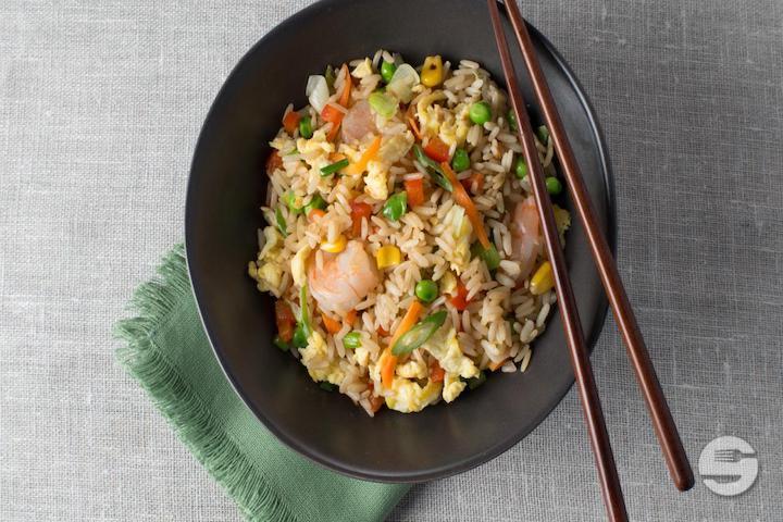Riz Sauté aux Crevettes 🍚🍤 - Pad Thaï