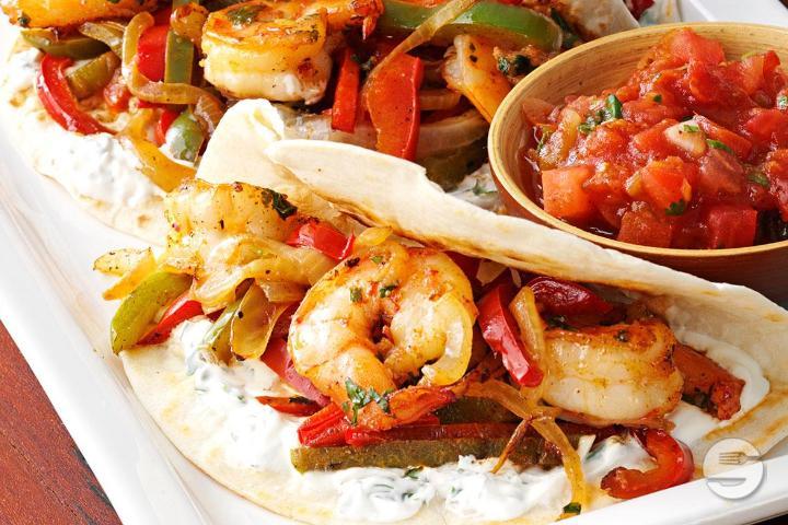 Shrimp Fajitas - Texas Club
