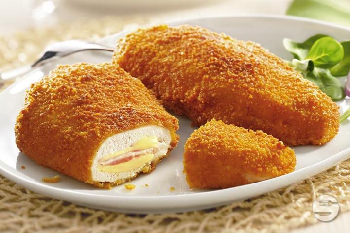 Cordon Bleu with French fries - Texas Club