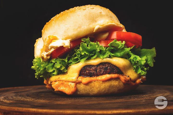Brothers Pork Cheese Burger - Texas Club