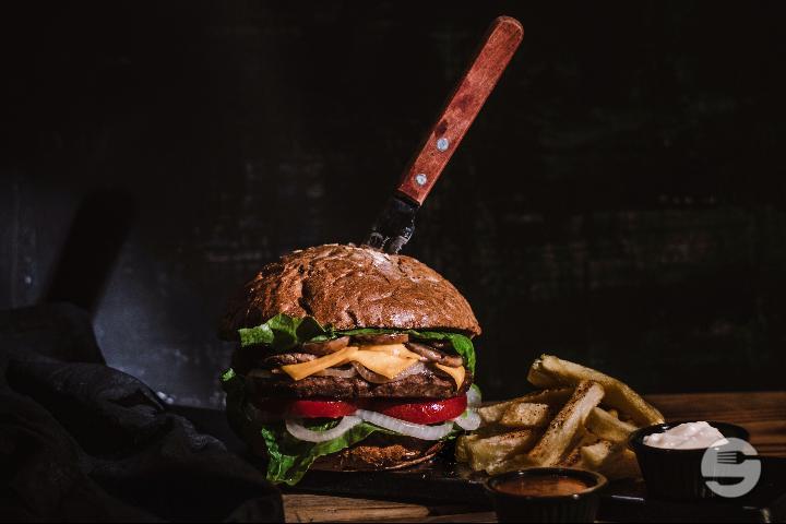 The New Yorker Burger - Texas Club