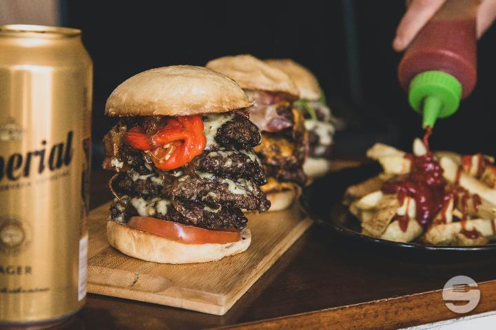 The Legendary Burger - Texas Club