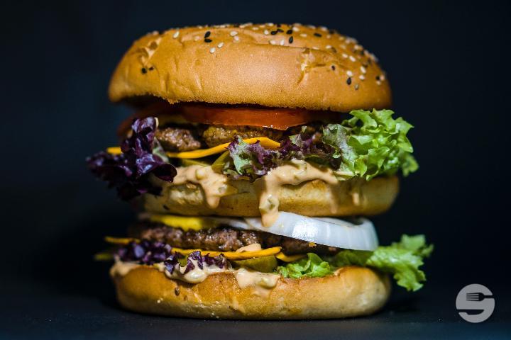 Brothers Classic Pork Burger - Texas Club