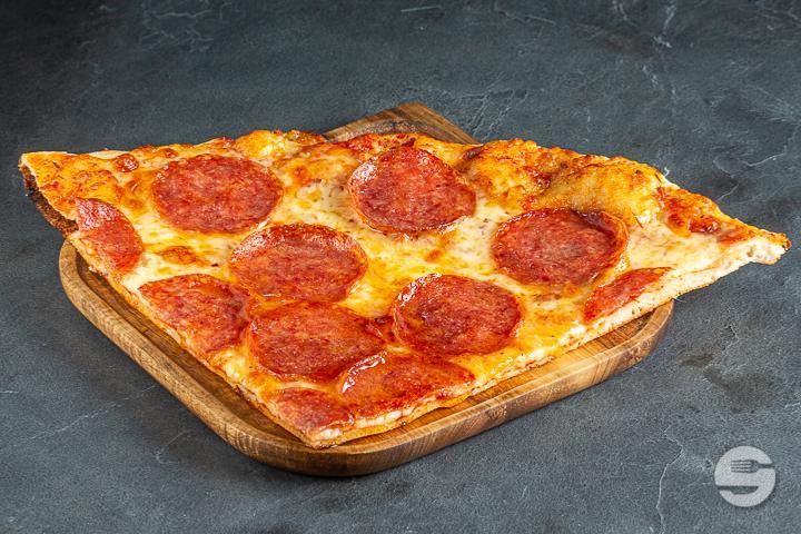 Pizza Salami disponible dès 10h00 - Migros Take Away du Silo