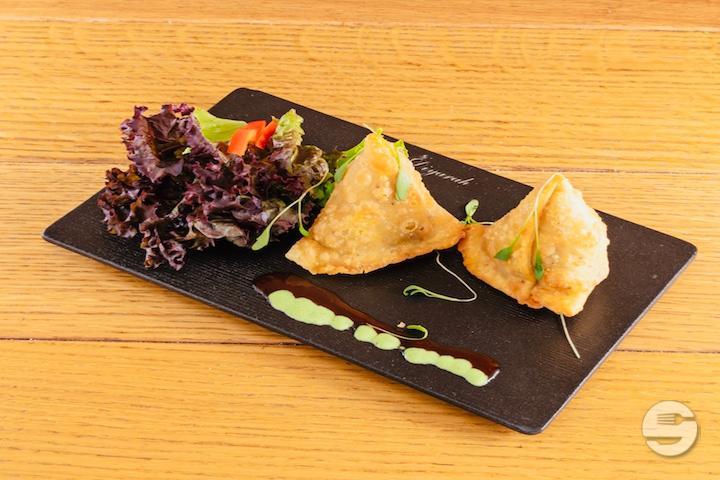 Vegetable Samosa - Diyarah