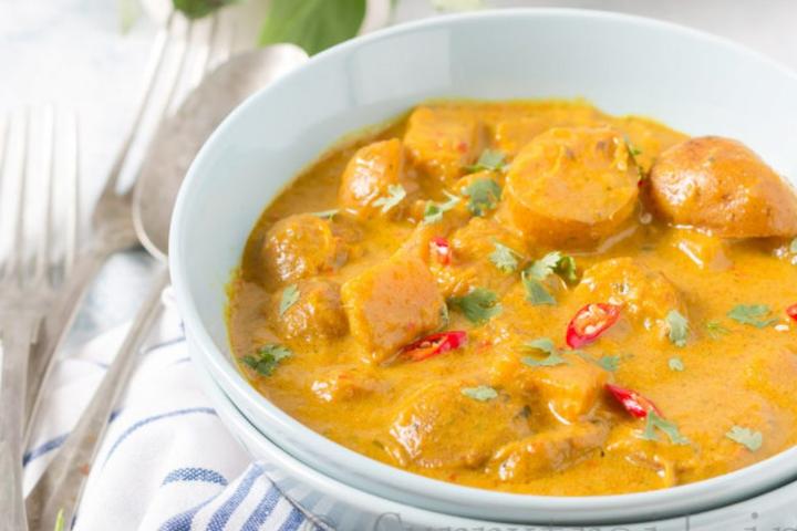 Hauscurry - Gelbes Curry (mild) - Krung Thai Restaurant