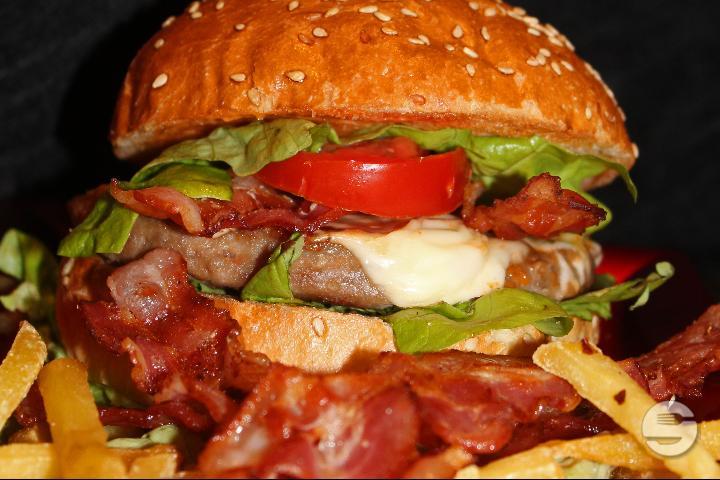 Rock'N'Roll Burger Menu - American Pub
