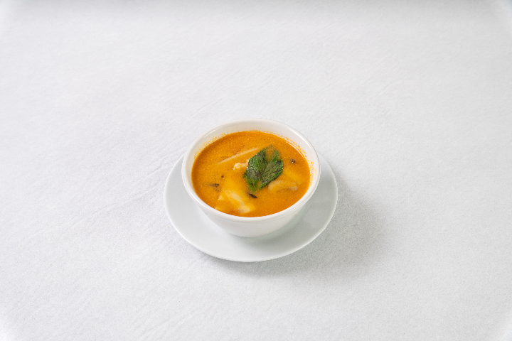 04. Spicy Thai Shrimp Soup - Qing Dao Express