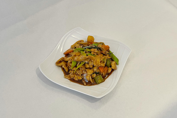 45. Chicken in Spicy Setchouan Sauce - Qing Dao Express