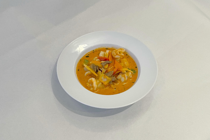 82B. Shrimps with Red Curry - Qing Dao Express